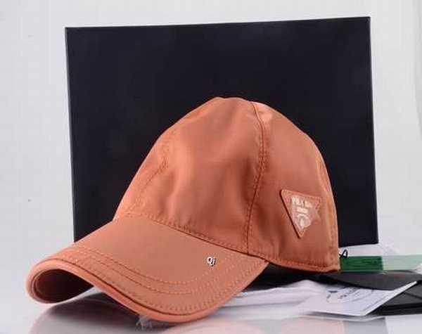 bonnet prada homme