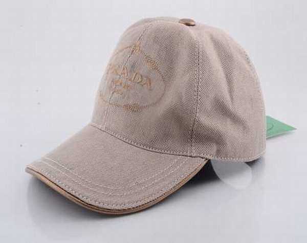 bonnet prada femme